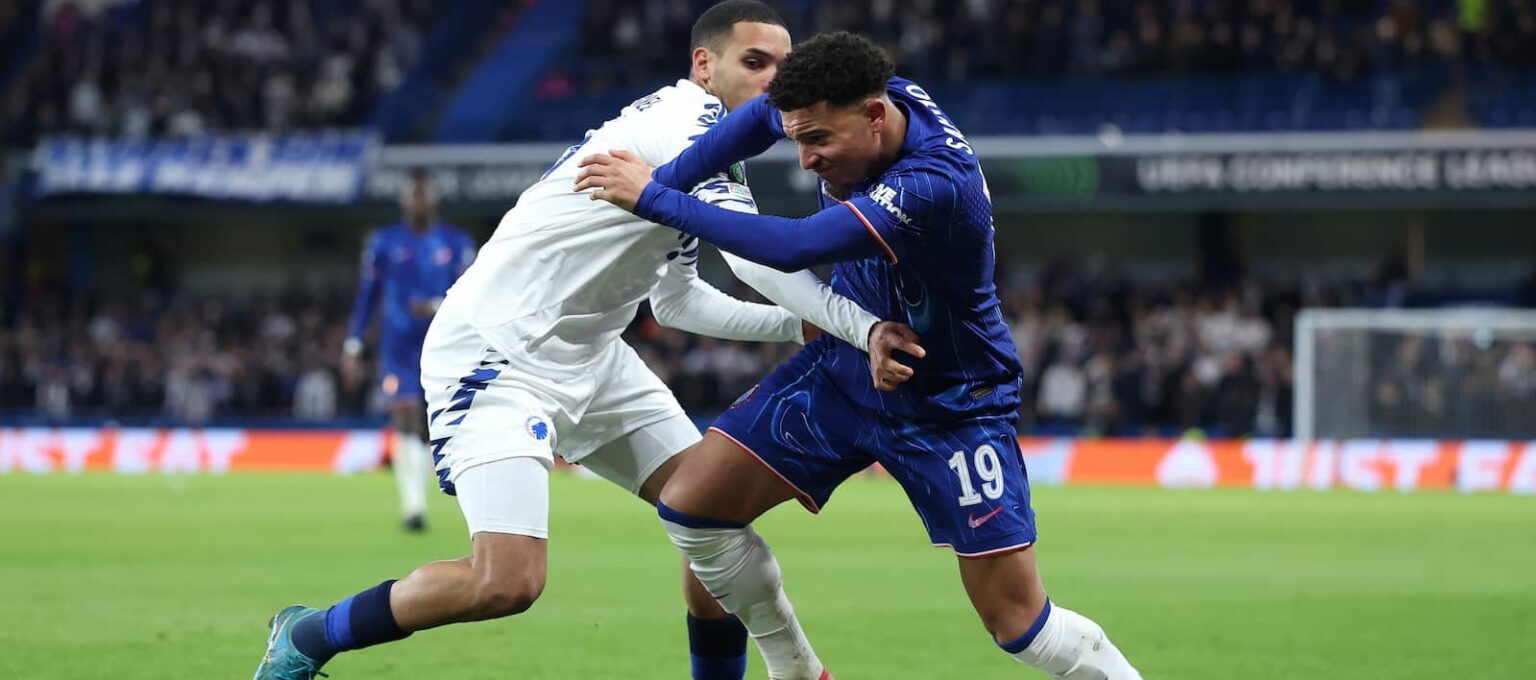 89%-pass-accuracy,-four-dribbles-completed:-united-loanee-helps-side-into-quarter-finals-of-europe
