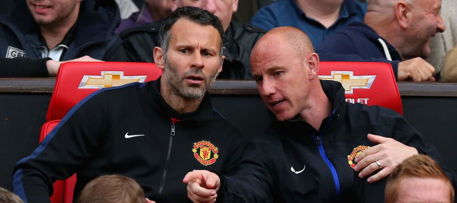 nicky-butt-and-ryan-giggs-urge-united-to-bring-back-“unbelievable”-star-ripping-it-up-at-loan-club