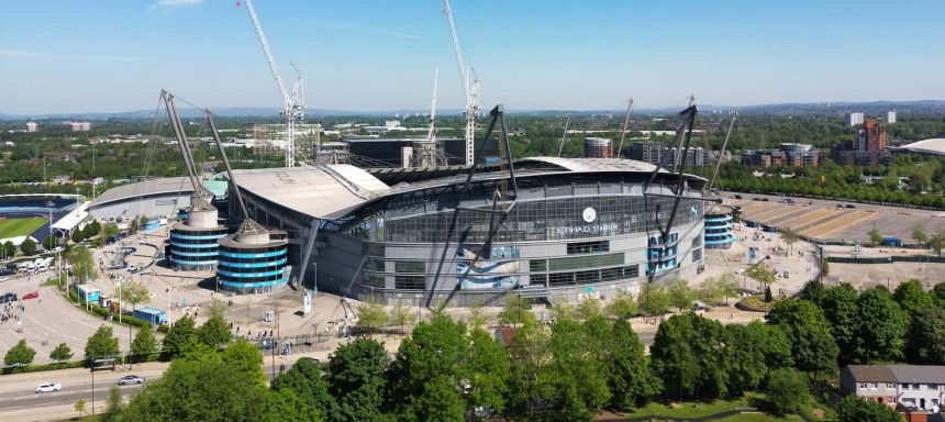 brainless-decision-cost-united-2-billion-and-made-city-into-treble-winners,-claims-manchester-mp