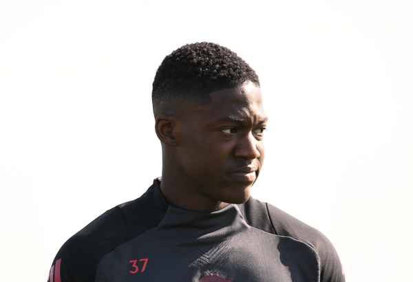 who-trained-at-carrington-before-lyon?