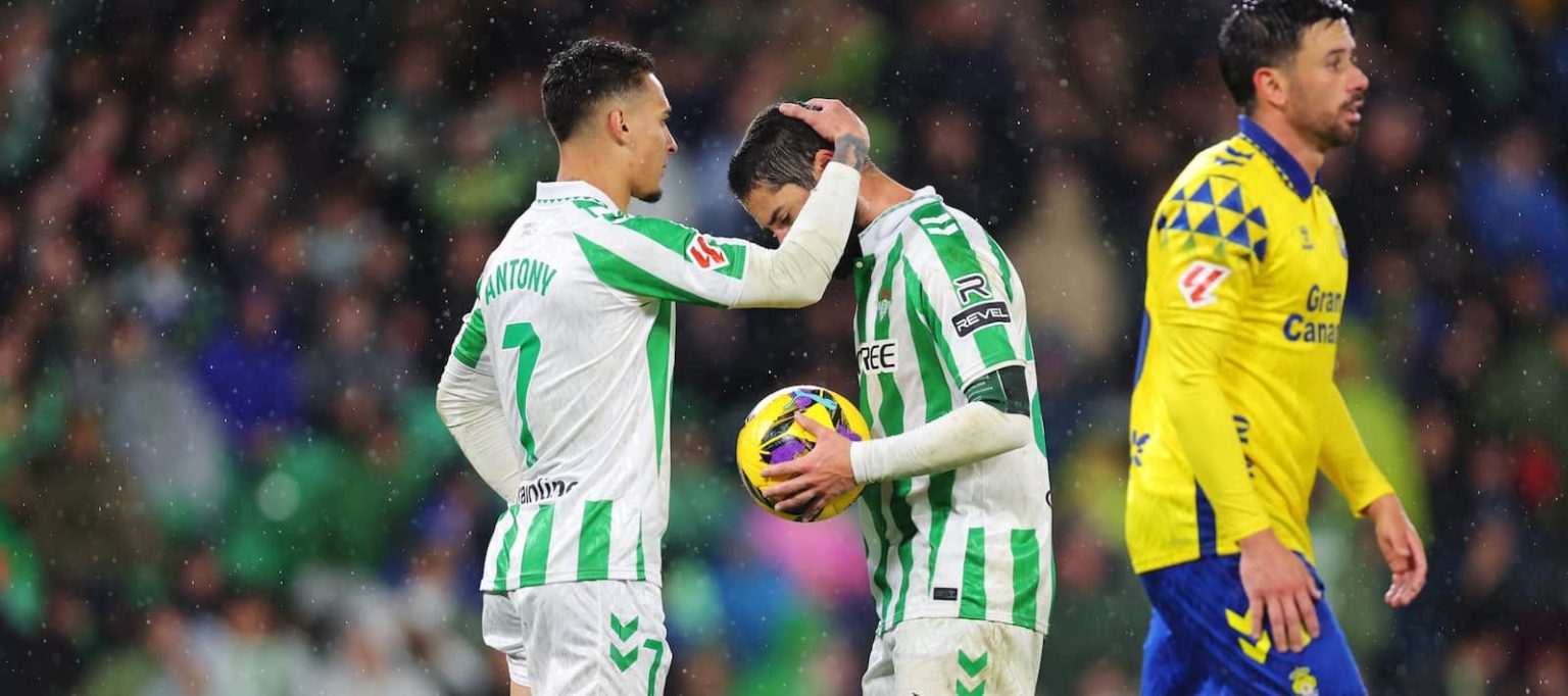 united-planning-to-use-antony-to-steal-real-betis’-19-yo-breakout-star-–-report