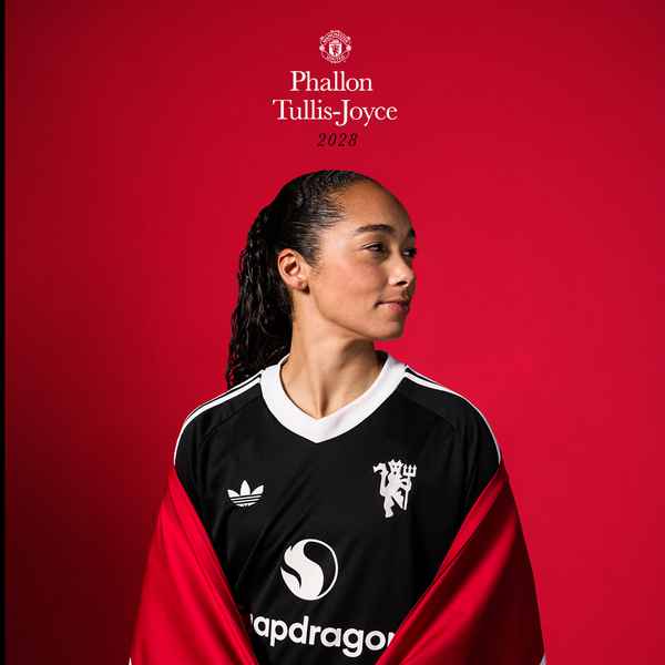 tullis-joyce-signs-new-united-contract