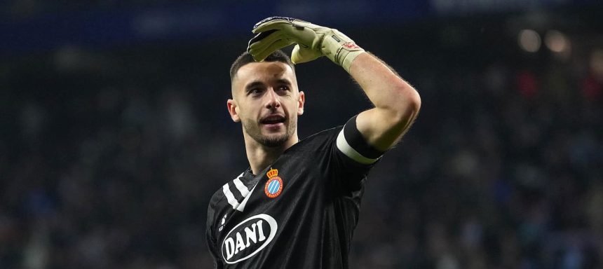“open-race”:-fabrizio-romano-provides-lightening-bolt-to-united’s-pursuit-of-spain’s-next-superstar