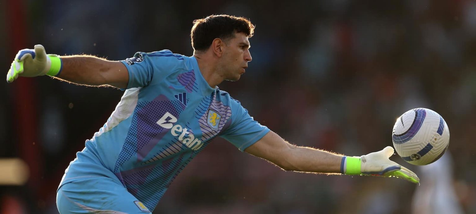 bombshell:-united-open-talks-with-world-cup-winner-over-summer-transfer-–-report