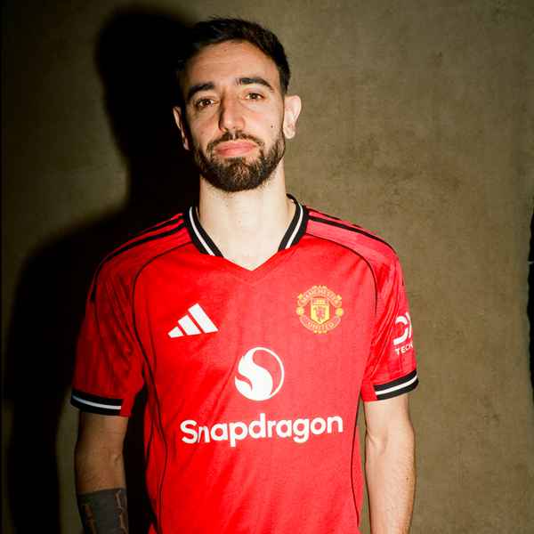 new-home-shirt-shots