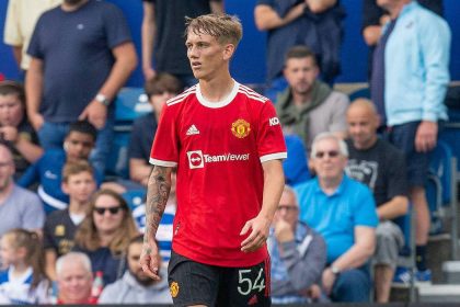 in-form-carrington-graduate-going-nowhere-as-league-one-side’s-1.5m-bid-rejected-–-report