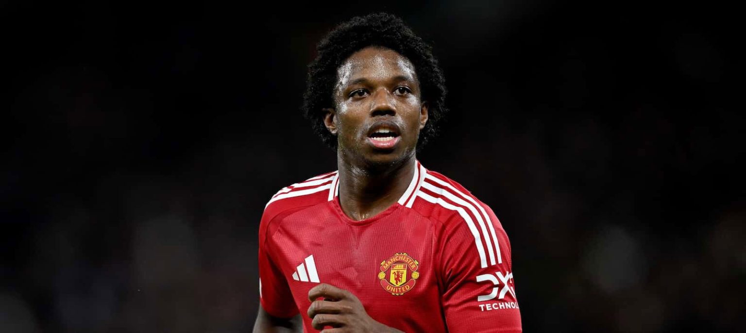 fabrizio-romano:-title-winning-star-set-to-return-to-united-after-brutal-eredivisie-snub