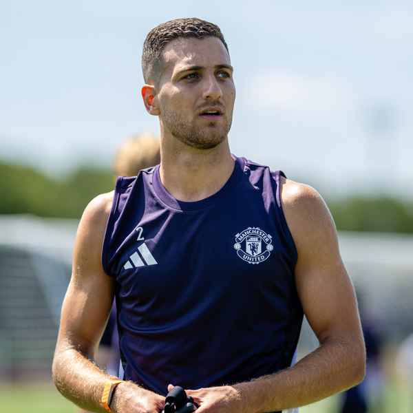 new-shirt-number-for-dalot