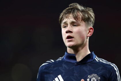 video:-17-year-old-united-midfielder-who-impressed-ruben-amorim-scores-wondergoal-in-friendly