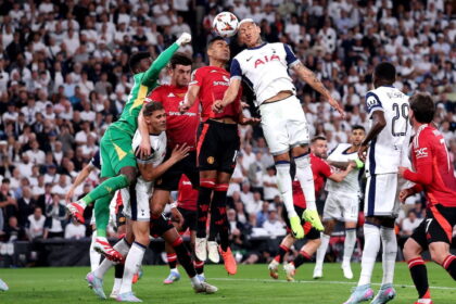 exclusive:-only-2%-of-united-fans-believe-this-first-team-star-should-keep-his-place-next-season