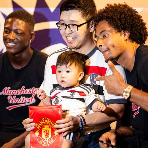 united-family-comes-together-in-il-