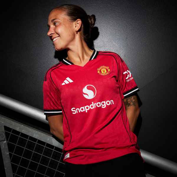 united-women-sign-zigiotti-olme