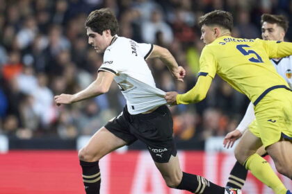 united-midfield-target-takes-bold-step-and-decides-on-future-after-weeks-of-uncertainty-–-report
