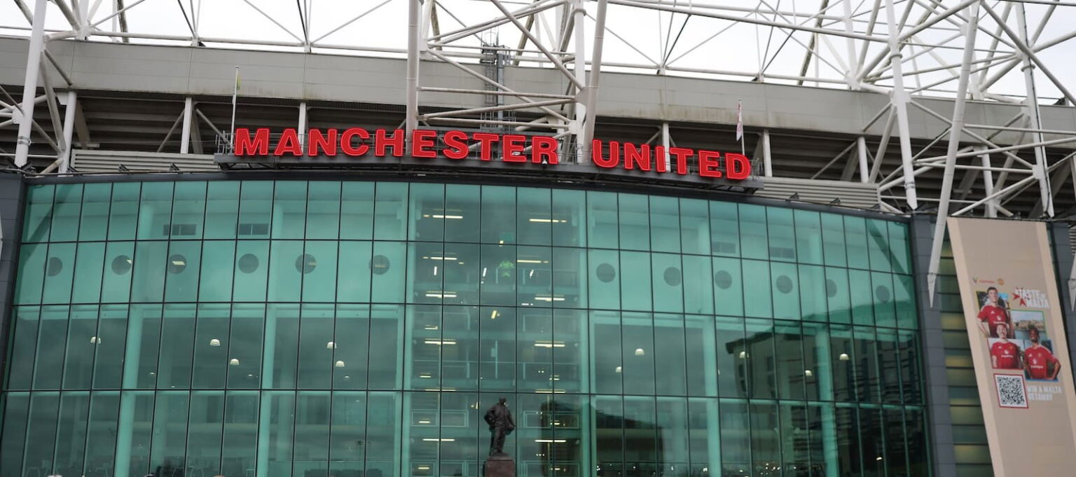 official:-united-set-to-face-grimsby-town-in-efl-cup-second-round