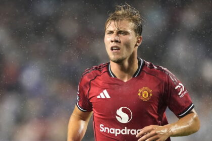 back-to-square-one:-in-demand-united-star-could-be-heading-back-to-familiar-haunt-–-reports