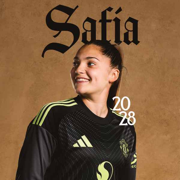 middleton-patel-signs-new-united-women-contract