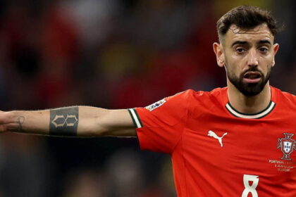 bruno-fernandes-as-a-central-midfielder:-amorm-must-take-note-of-these-simple-facts-–-opinion