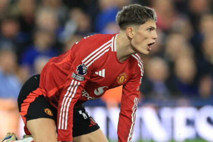 alejandro-garnacho-issues-statement-as-his-move-from-united-to-chelsea-is-announced