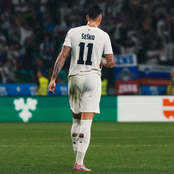 international-round-up:-amad-and-sesko-in-action