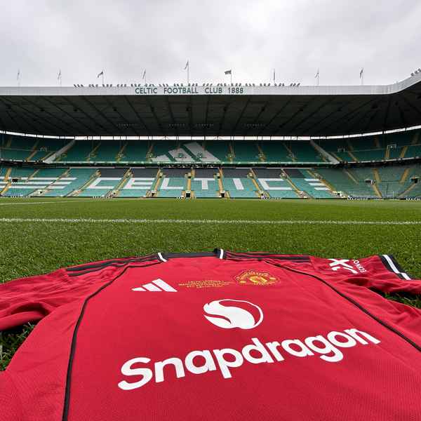 legends-shirts-up-for-auction