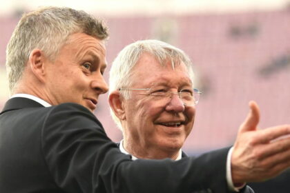 united-fans-would-overwhelmingly-welcome-back-these-two-former-managers-to-old-trafford