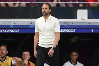 ratcliffe-has-been-in-“direct-contact”-with-55-yo-manager-as-pressure-mounts-on-amorim-–-report